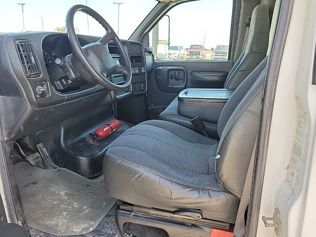 2009 Chevrolet C 4500 C 4500 BOX TRUCK