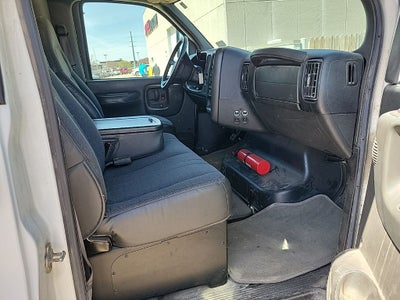 2009 Chevrolet C 4500 C 4500 BOX TRUCK