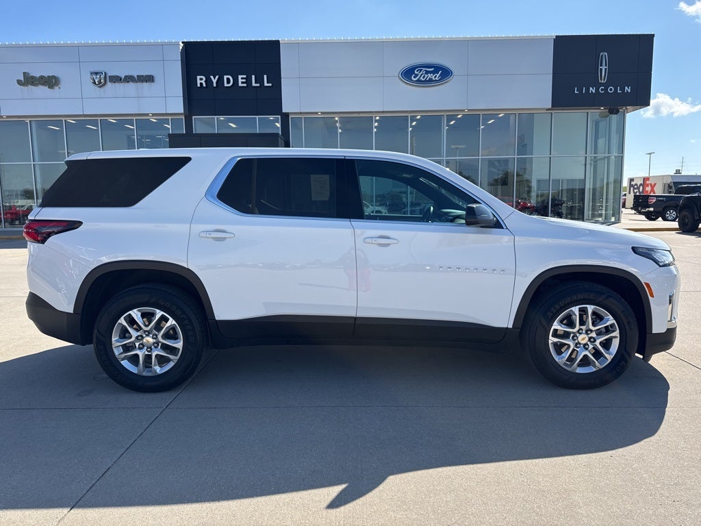 2023 Chevrolet Traverse LS