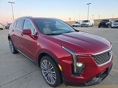 2025 Cadillac XT4 Premium Luxury