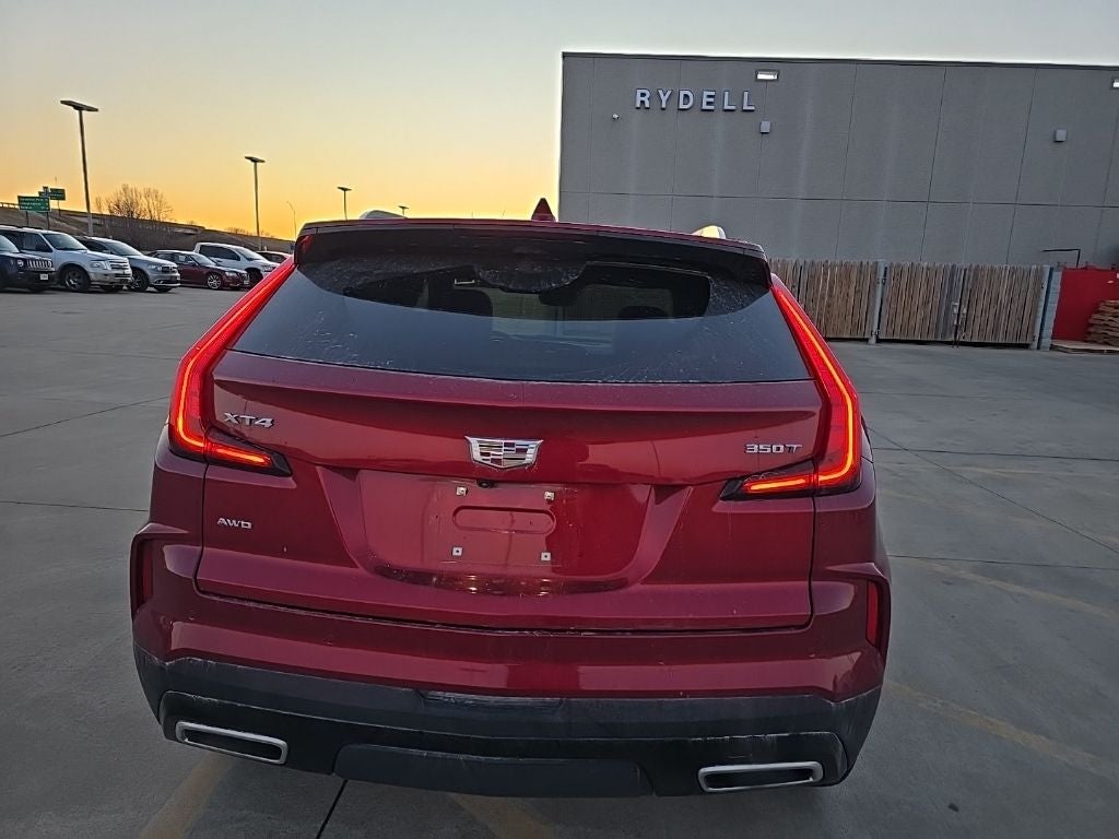 2025 Cadillac XT4 Premium Luxury