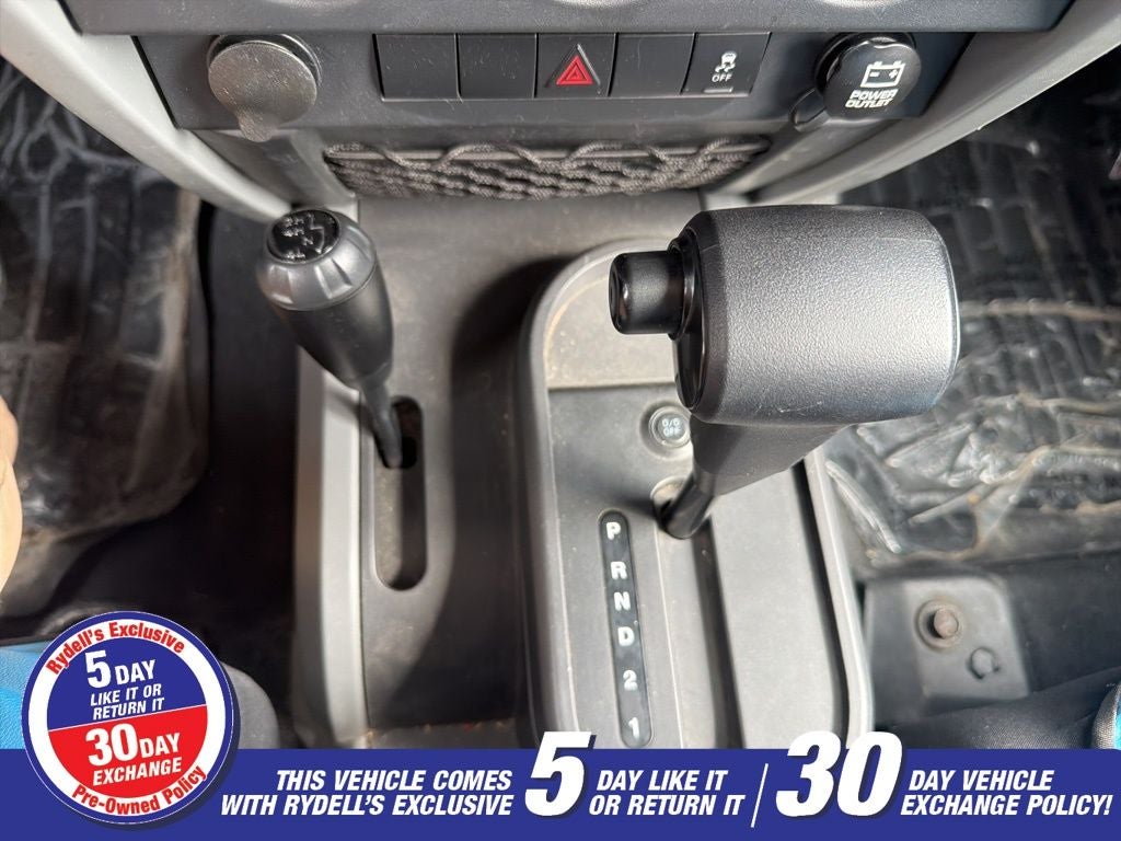 2010 Jeep Wrangler Unlimited Islander