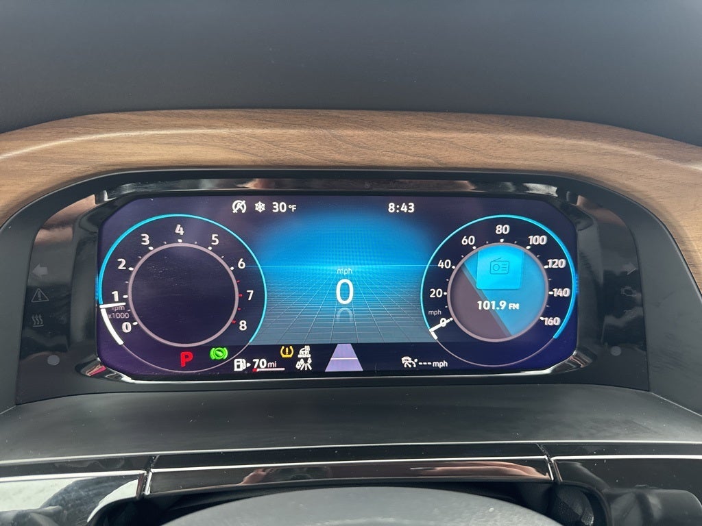 2025 Volkswagen Atlas 2.0T SE w/Technology