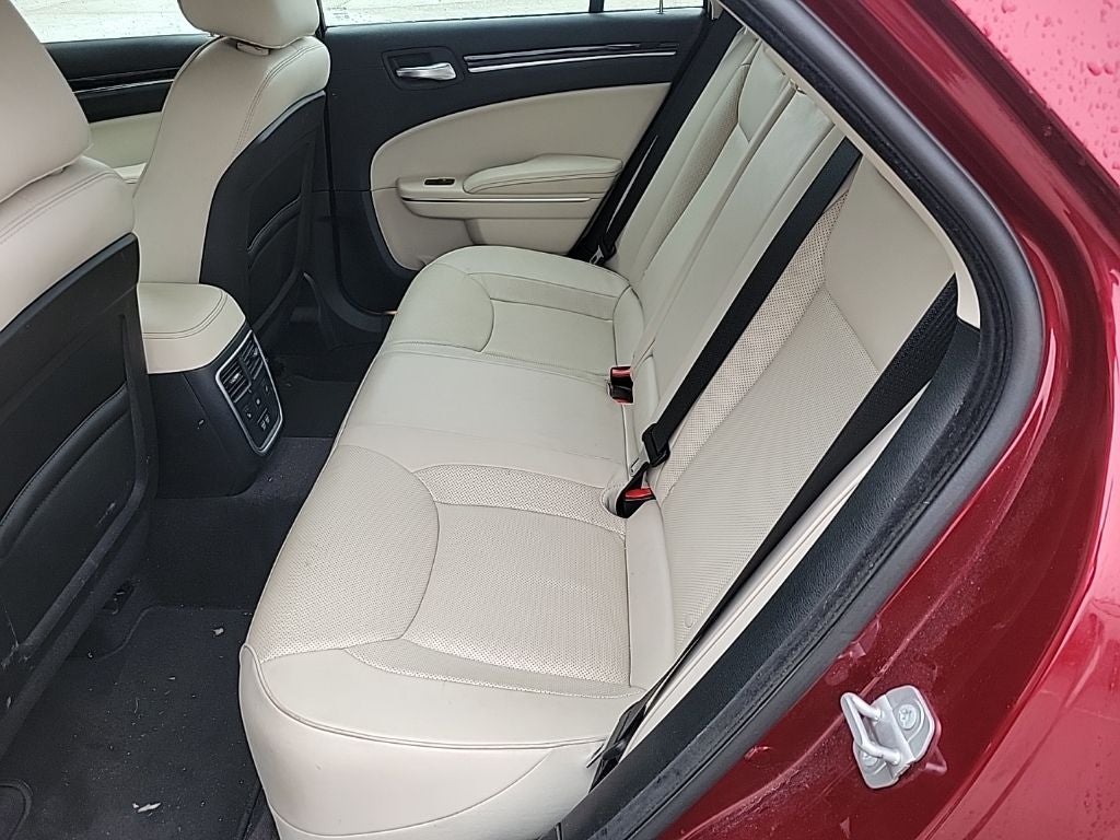 2018 Chrysler 300 Limited