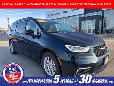 2022 Chrysler Pacifica Touring L