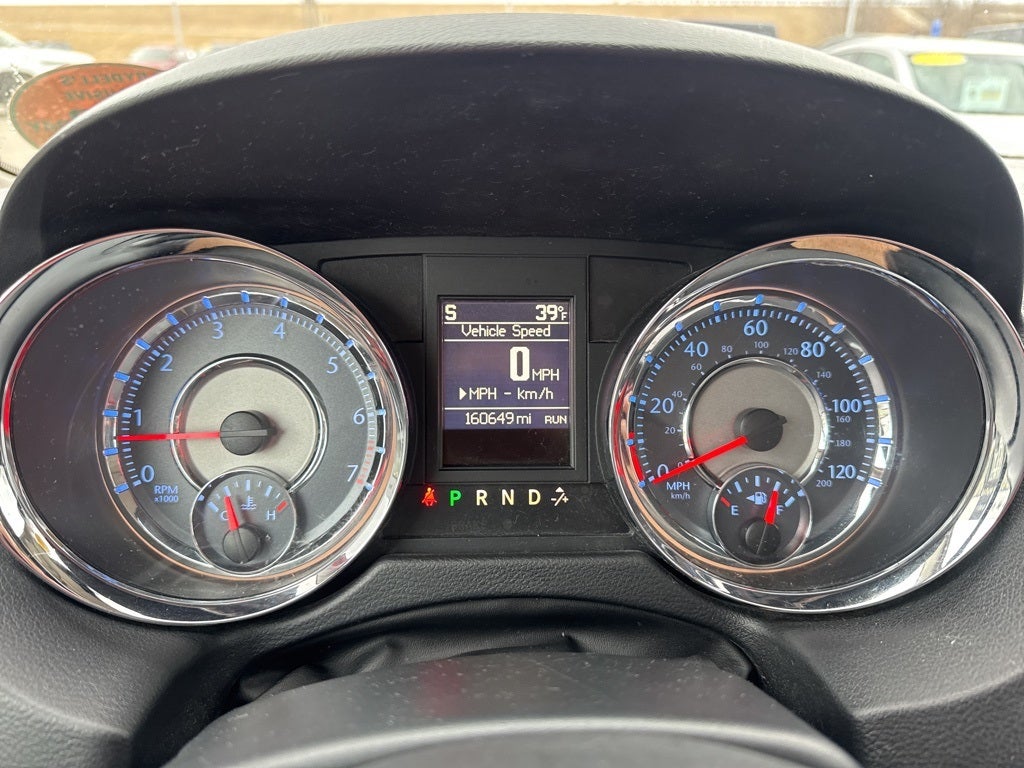 2016 Chrysler Town & Country Touring-L