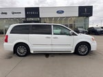 2016 Chrysler Town & Country Touring-L