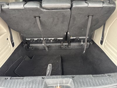 2016 Chrysler Town & Country Touring-L