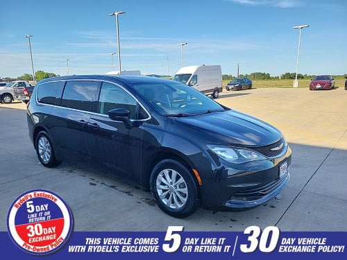 2017 Chrysler Pacifica Touring