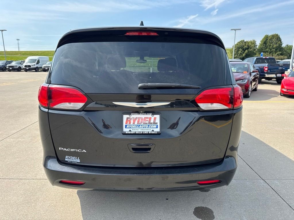 2017 Chrysler Pacifica Touring