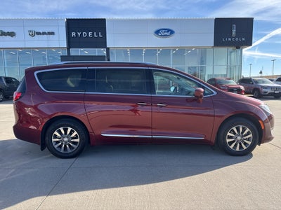 2020 Chrysler Pacifica Touring L Plus
