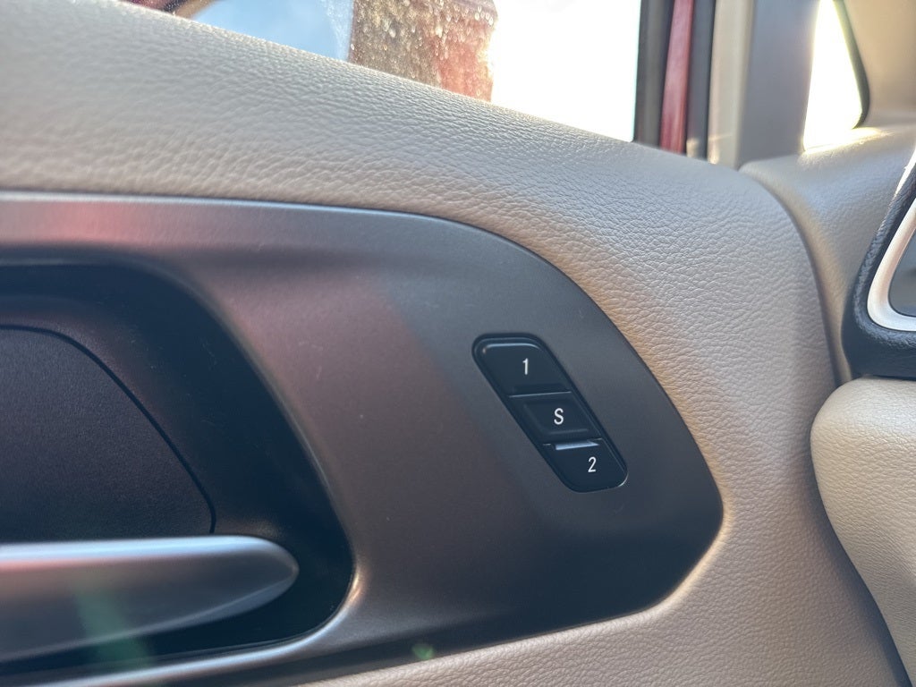 2020 Chrysler Pacifica Touring L Plus