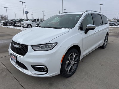 2026 Chrysler Pacifica Pinnacle