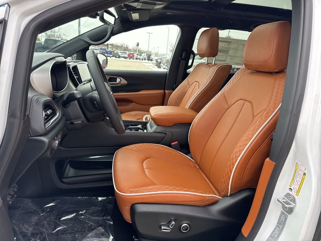 2026 Chrysler Pacifica Pinnacle