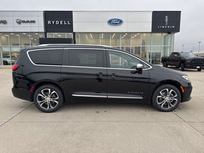 2026 Chrysler Pacifica Pinnacle
