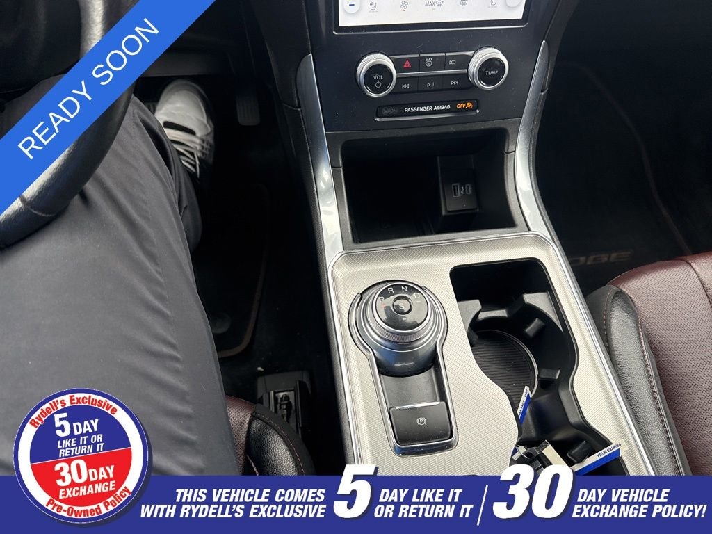 2022 Ford Edge Titanium