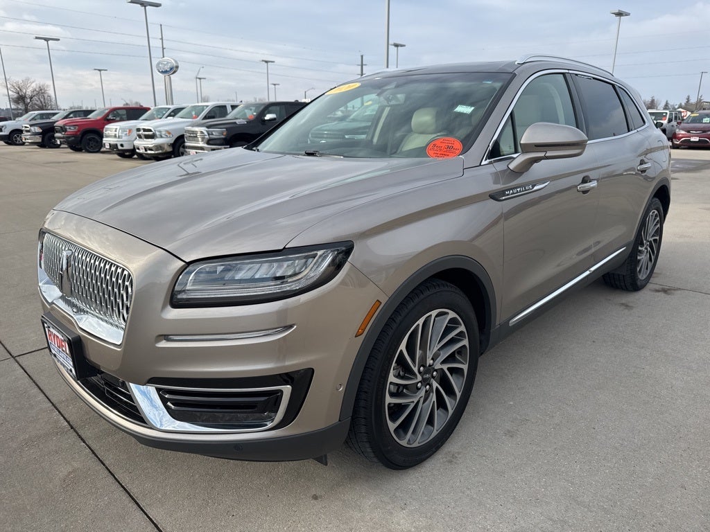 2020 Lincoln Nautilus Reserve