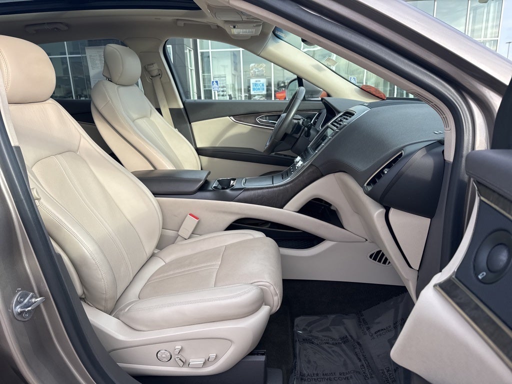 2020 Lincoln Nautilus Reserve