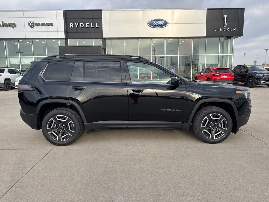 2026 Jeep Cherokee Laredo