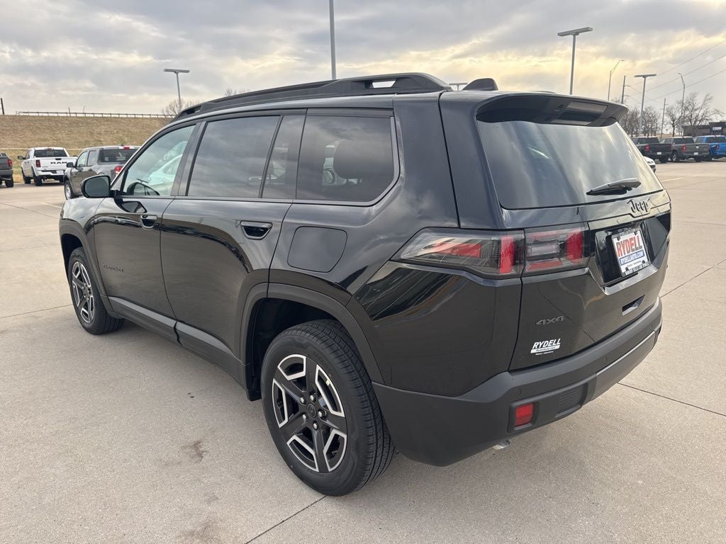 2026 Jeep Cherokee Laredo