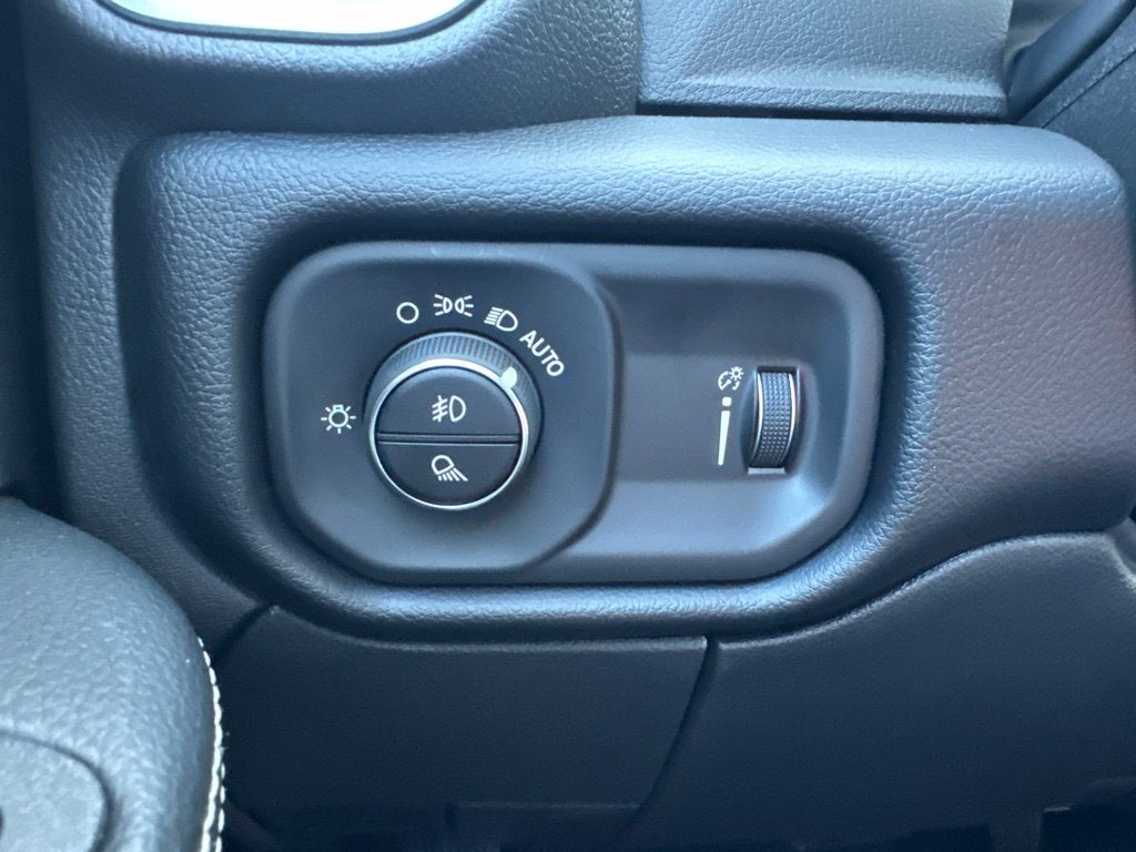 2027 RAM 2500 Big Horn