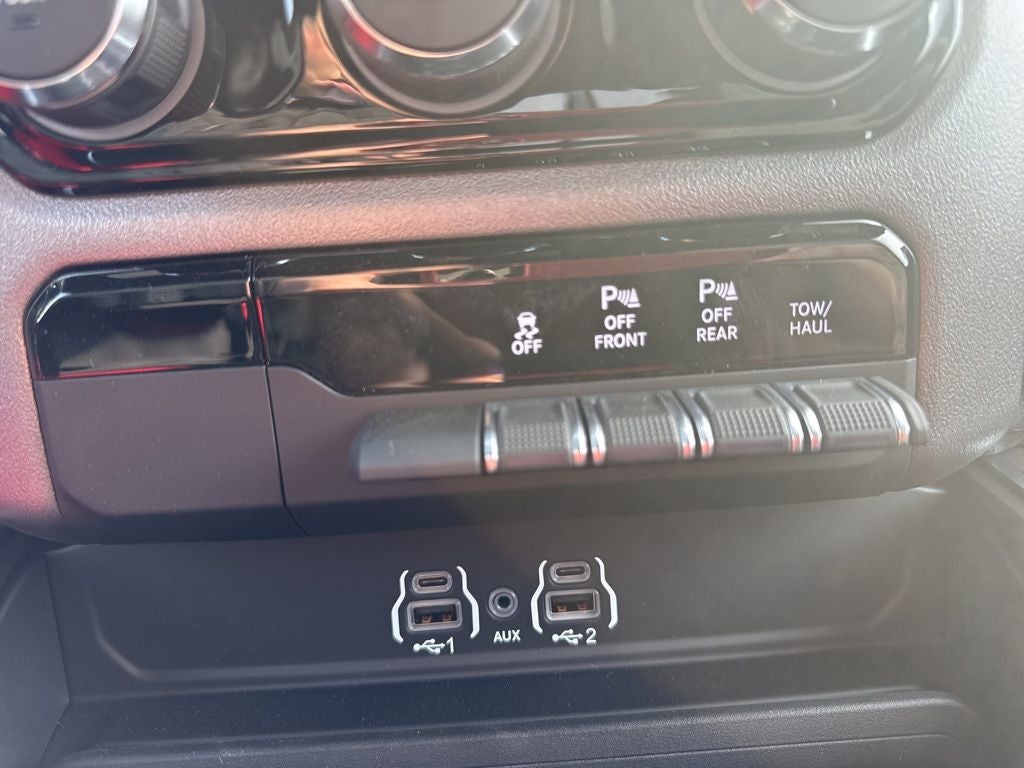 2026 RAM 1500 Express