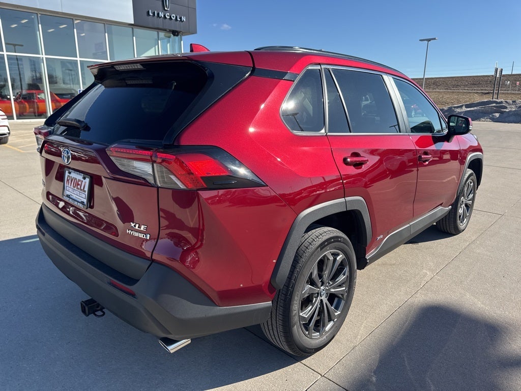 2022 Toyota RAV4 Hybrid XLE Premium