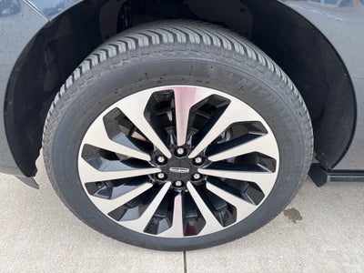 2022 Lincoln Navigator L Reserve