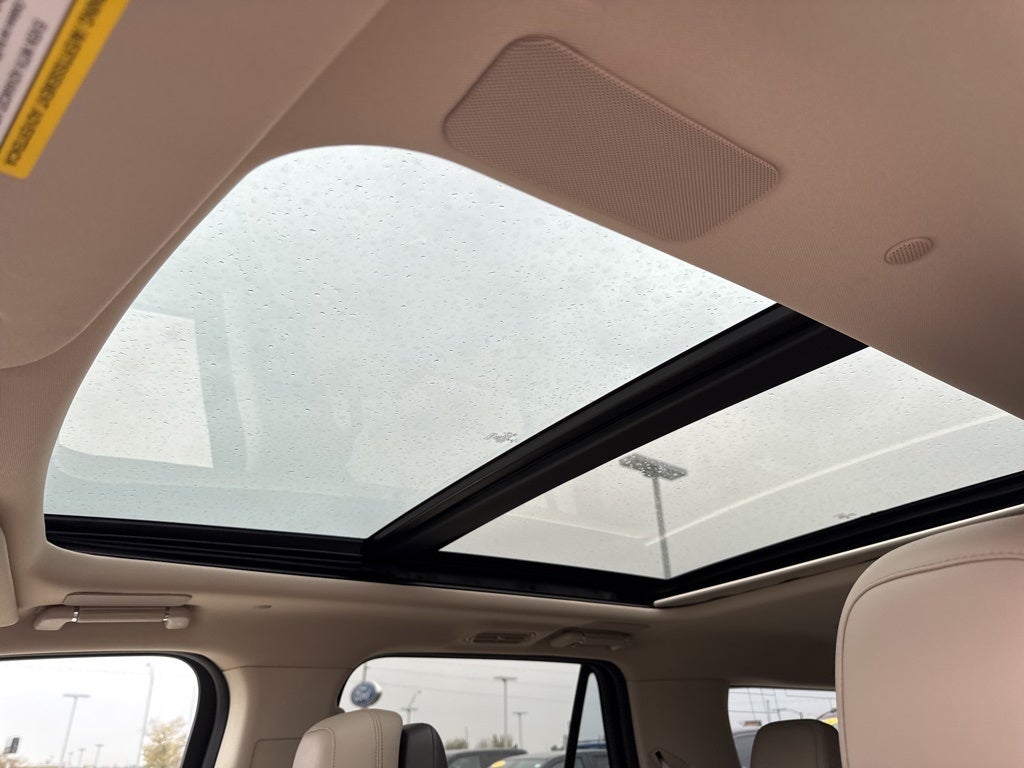 2022 Lincoln Navigator L Reserve