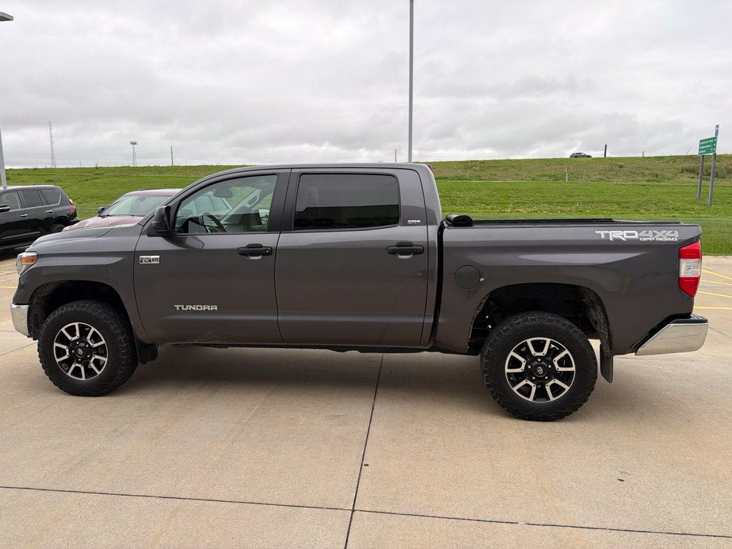 2018 Toyota Tundra SR5