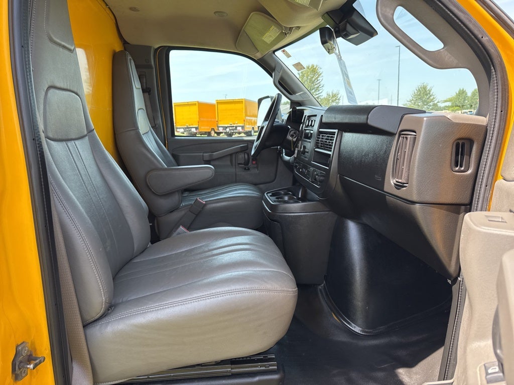 2021 GMC Savana 3500 Work Van