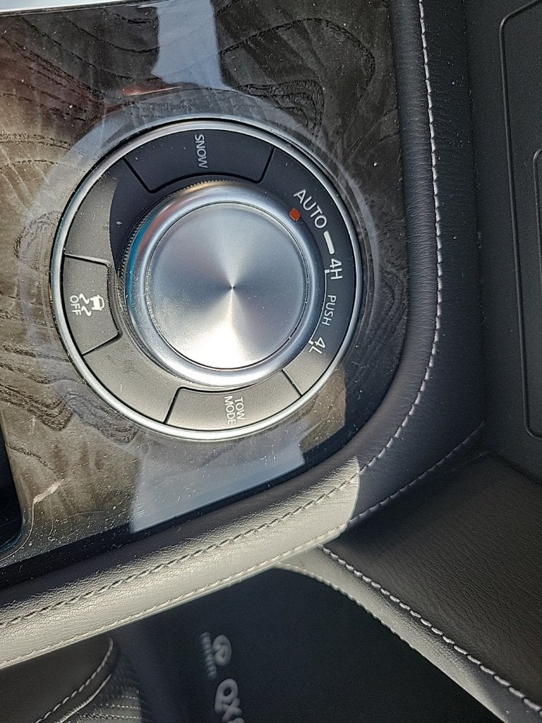 2023 INFINITI QX80 Sensory