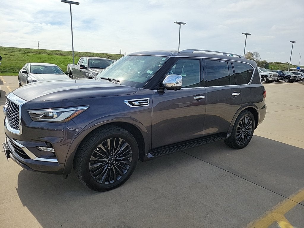 2023 INFINITI QX80 Sensory