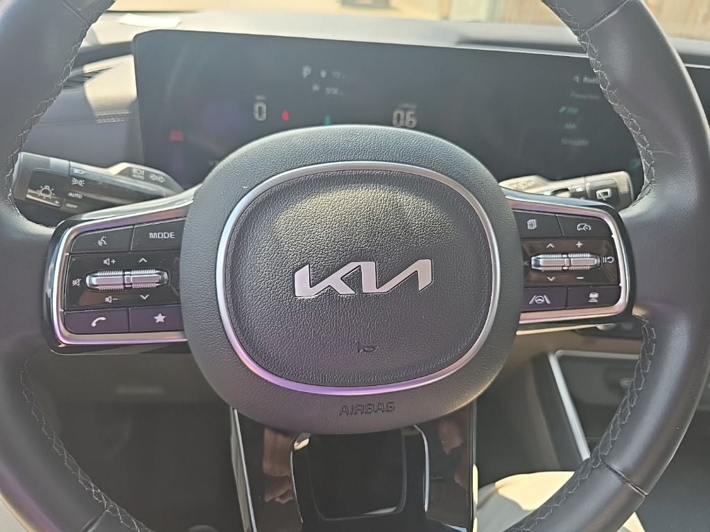 2025 Kia Carnival LXS