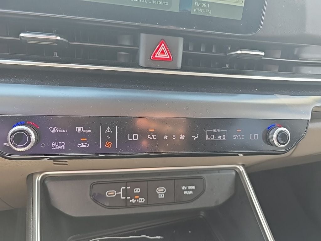 2025 Kia Carnival LXS