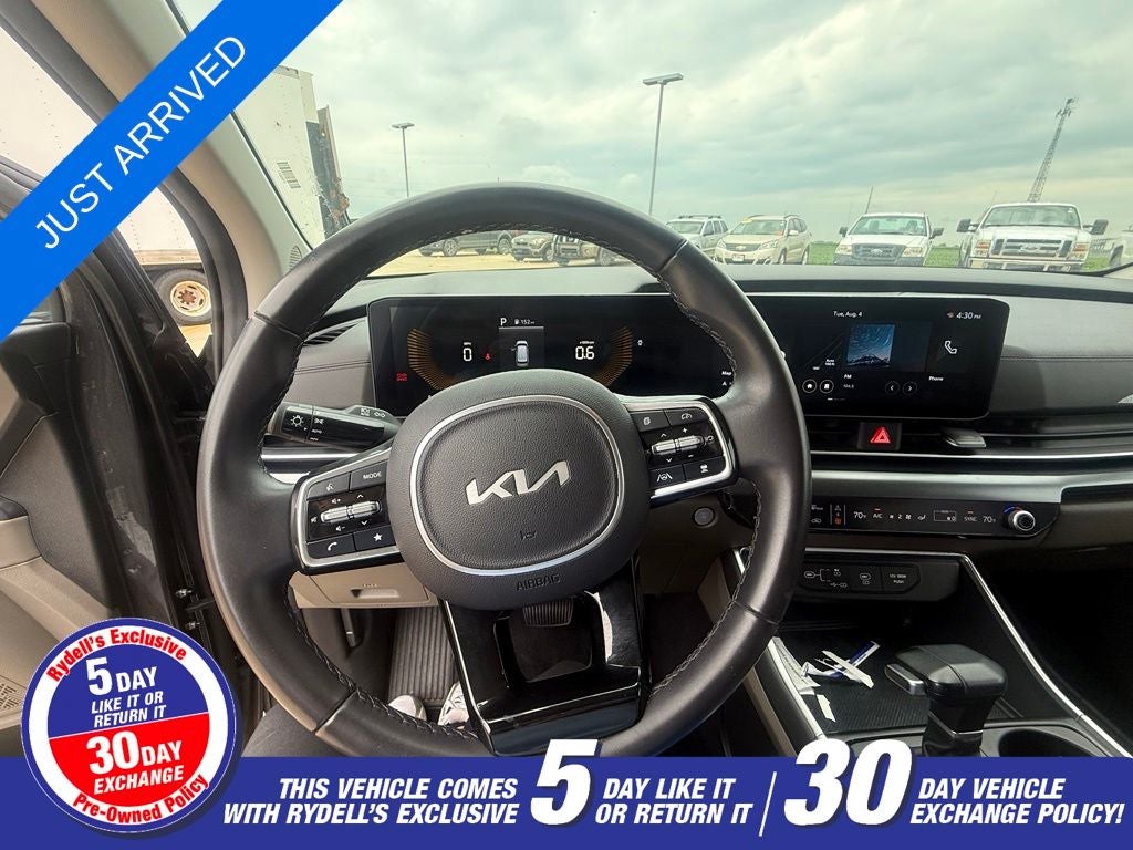 2025 Kia Carnival LXS