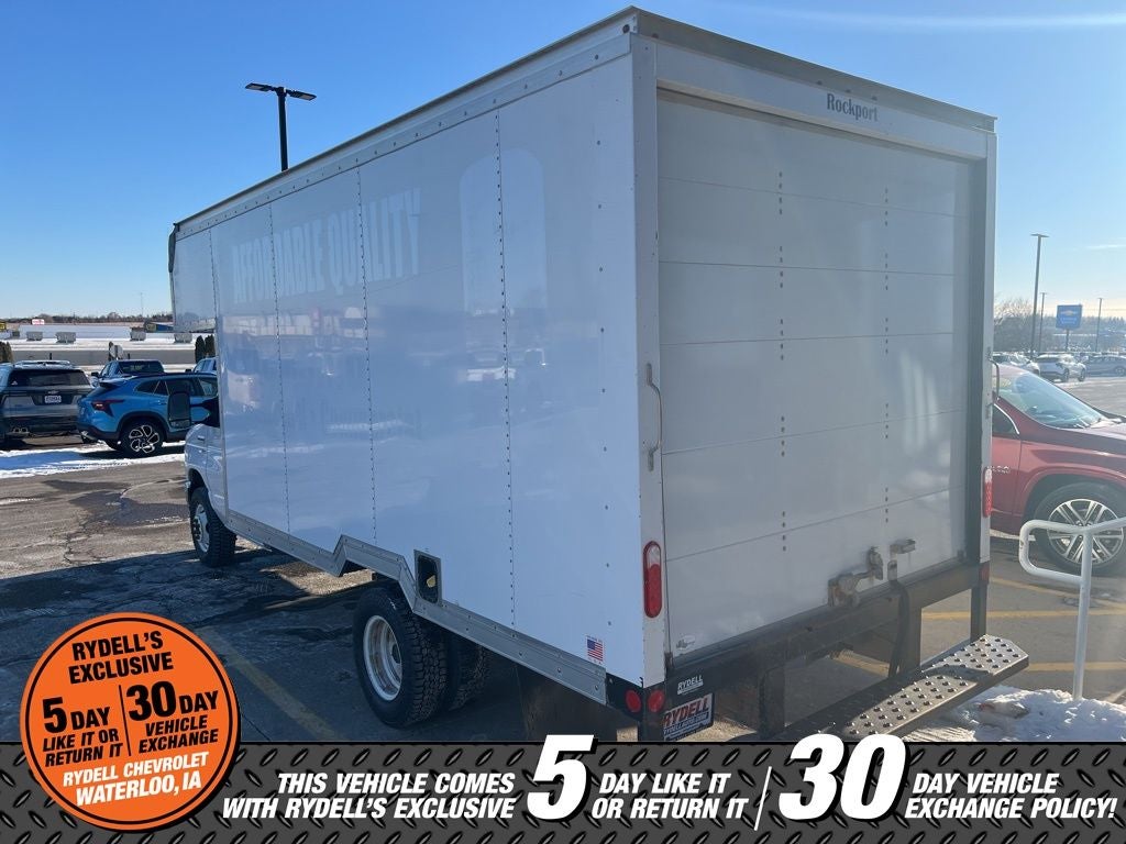 2017 Ford E-350SD Base Cutaway