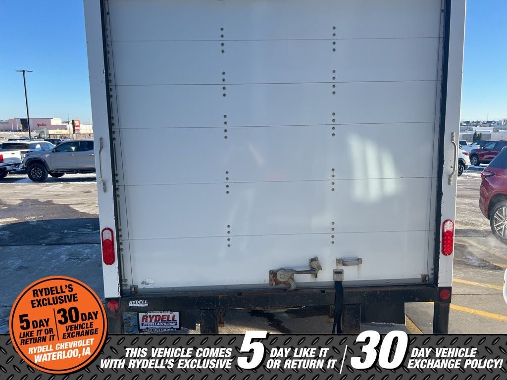 2017 Ford E-350SD Base Cutaway