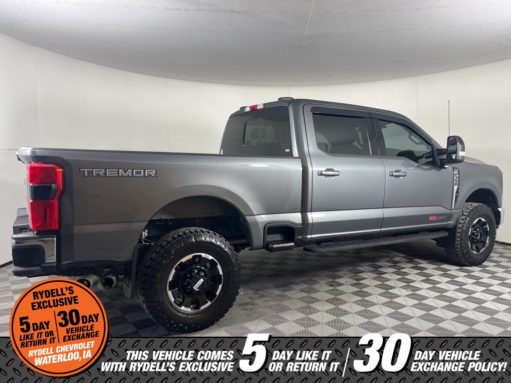 2025 Ford F-350SD Lariat