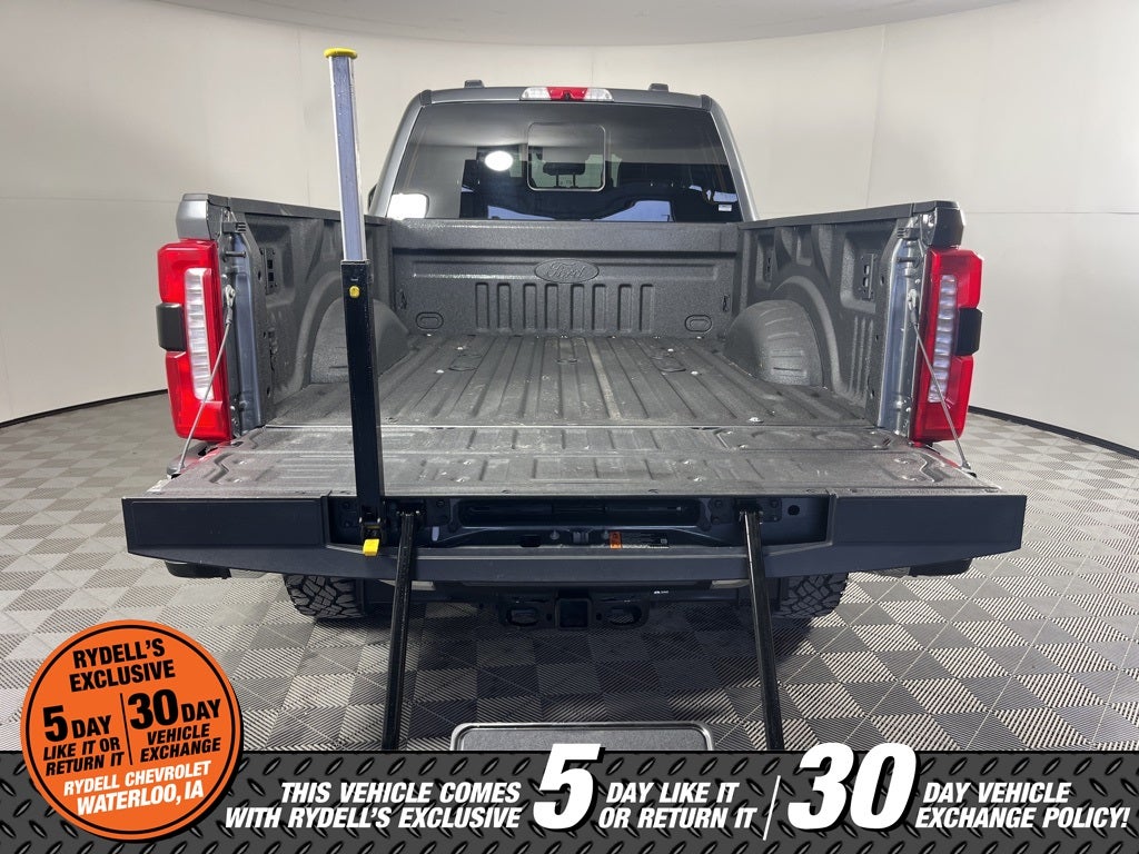 2025 Ford F-350SD Lariat