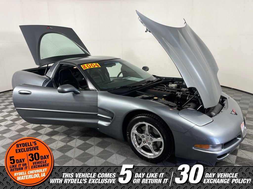 2004 Chevrolet Corvette Base