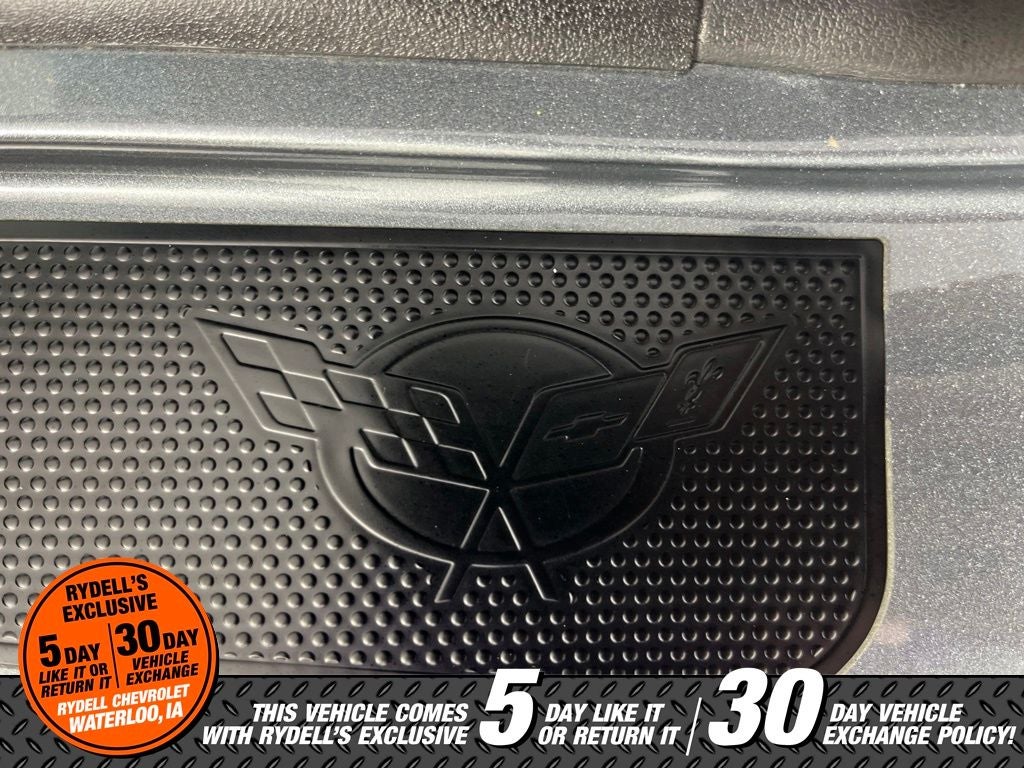 2004 Chevrolet Corvette Base