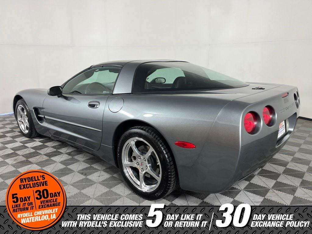 2004 Chevrolet Corvette Base