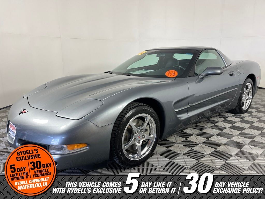 2004 Chevrolet Corvette Base