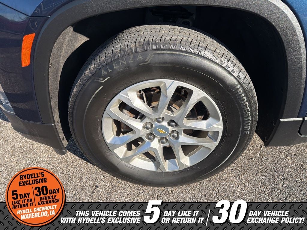 2023 Chevrolet Traverse LS