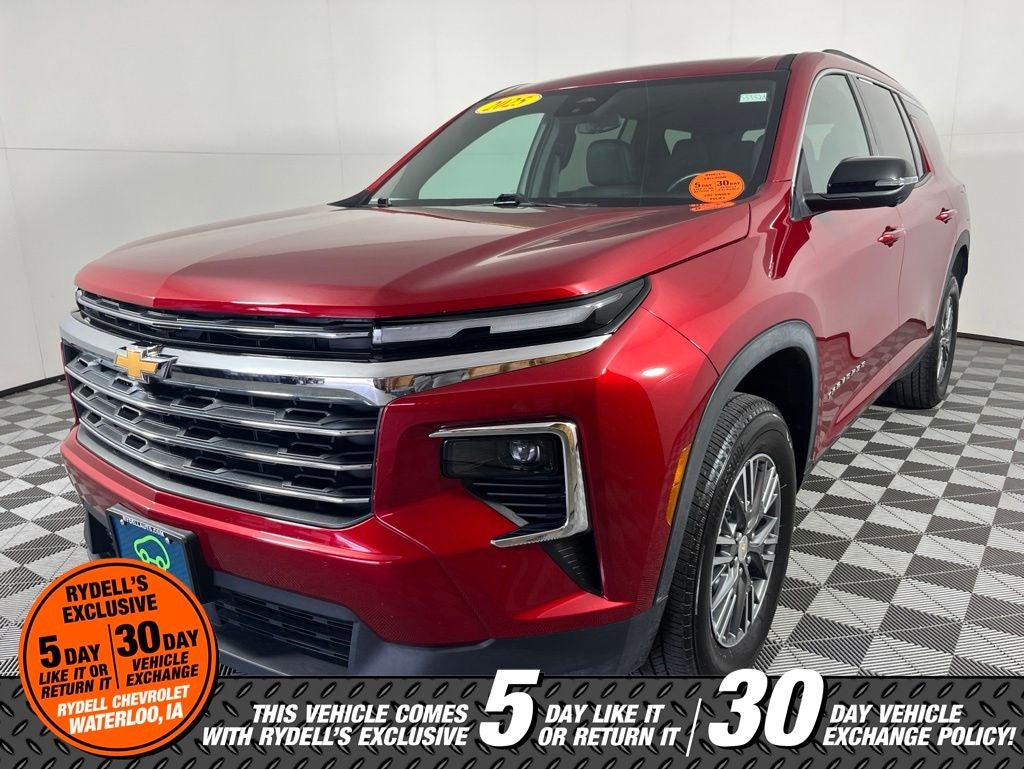 2025 Chevrolet Traverse LT