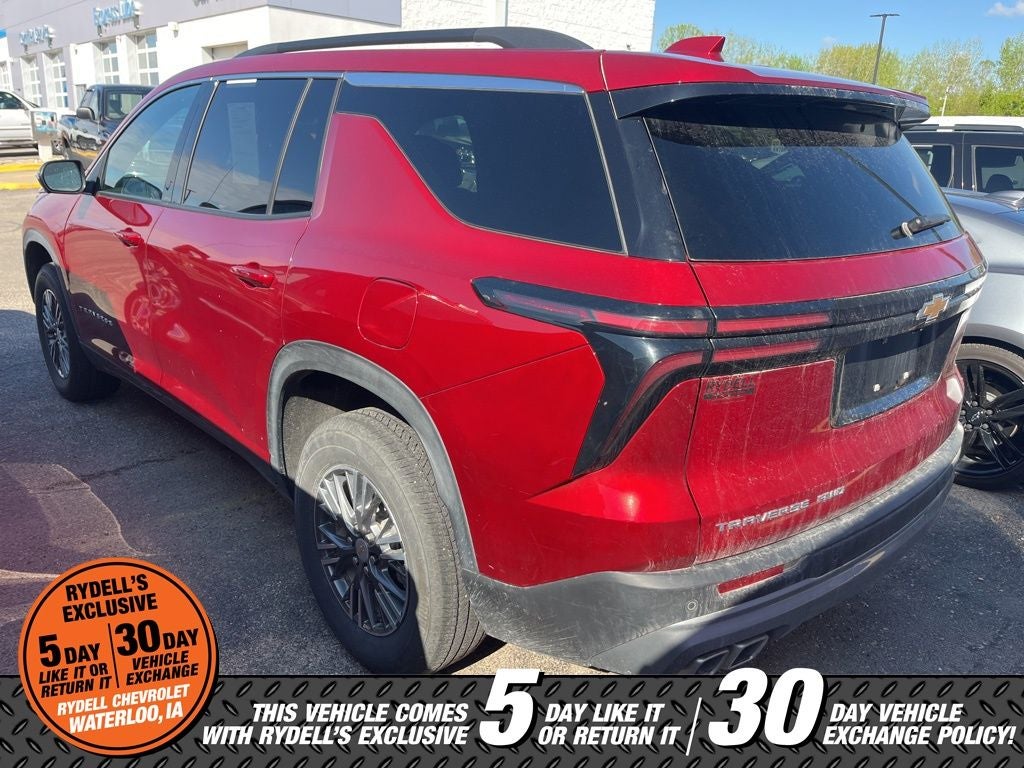 2025 Chevrolet Traverse LT