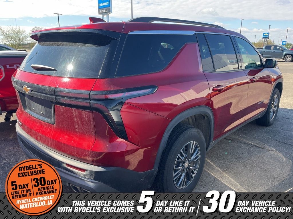 2025 Chevrolet Traverse LT