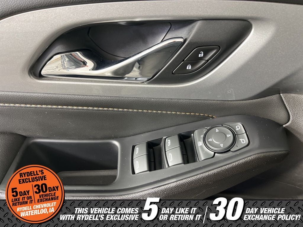 2021 Chevrolet Traverse LT Leather