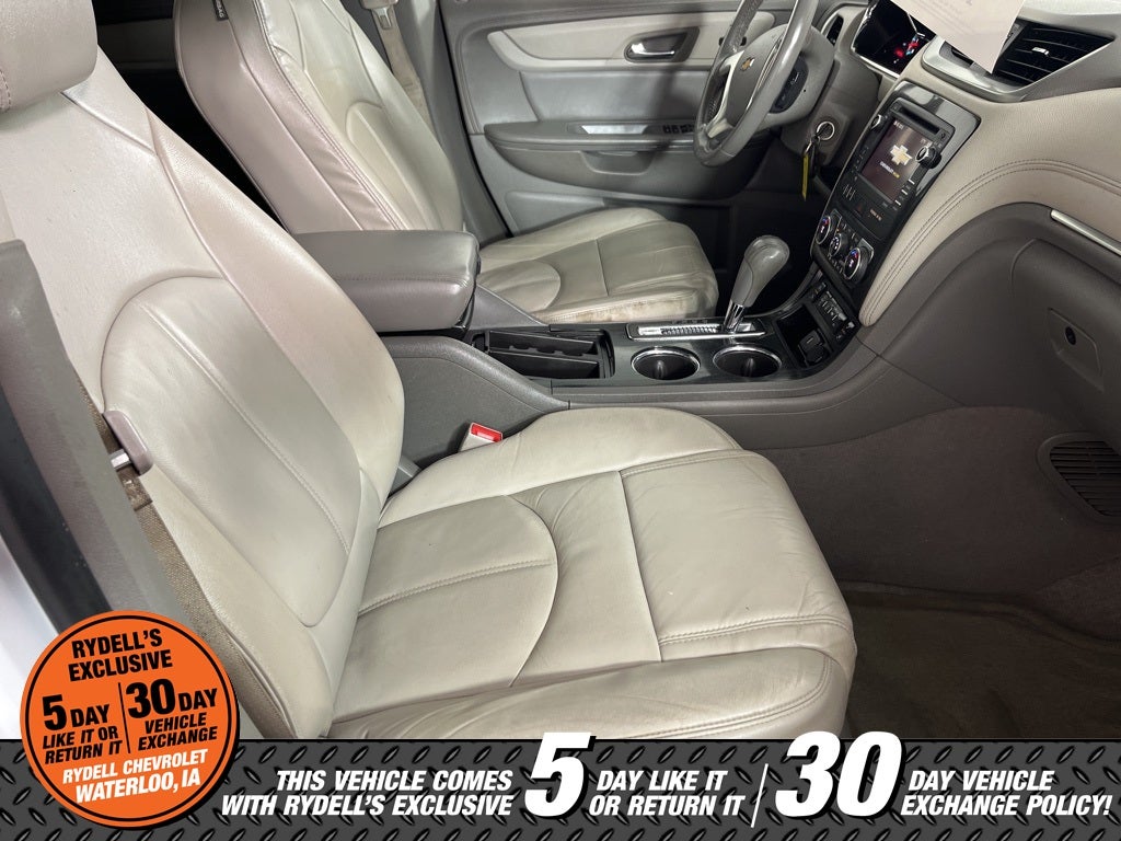 2017 Chevrolet Traverse 2LT 2LT